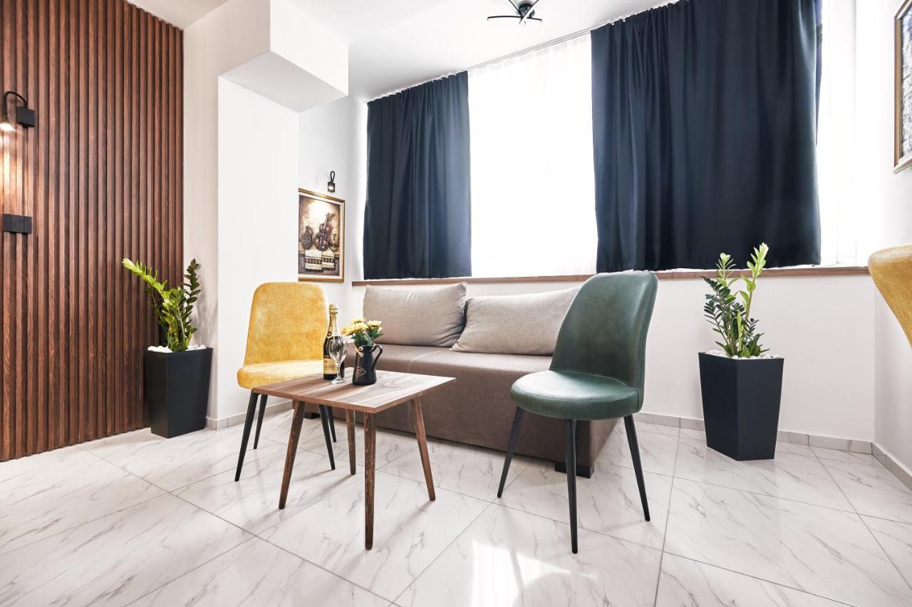 Mim Apartments Skopje Esterno foto